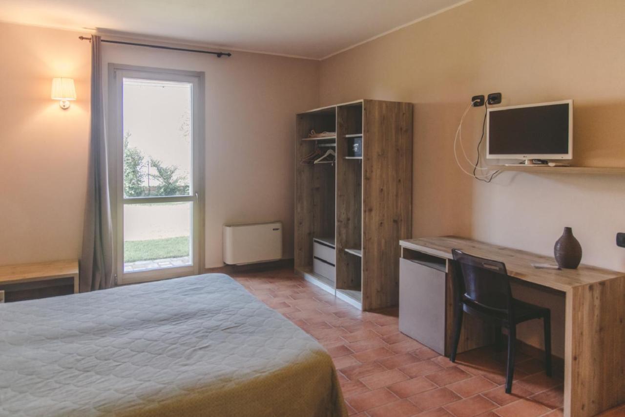 Agriturismo Bassanine Monticelli dʼOngina Εξωτερικό φωτογραφία