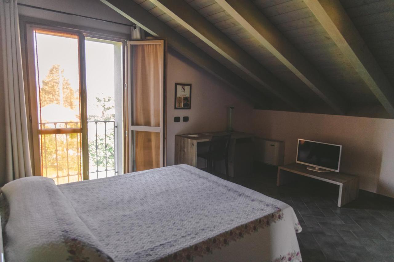 Agriturismo Bassanine Monticelli dʼOngina Εξωτερικό φωτογραφία