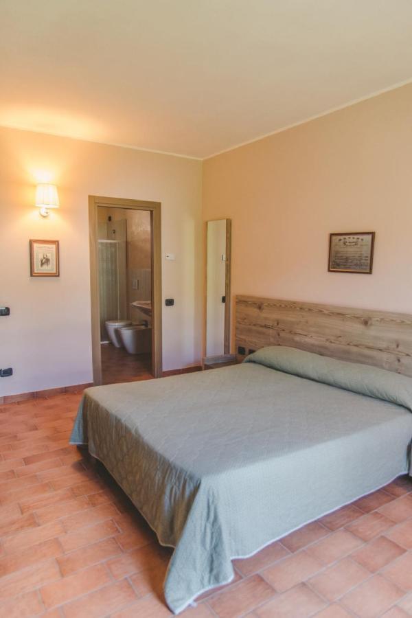 Agriturismo Bassanine Monticelli dʼOngina Εξωτερικό φωτογραφία
