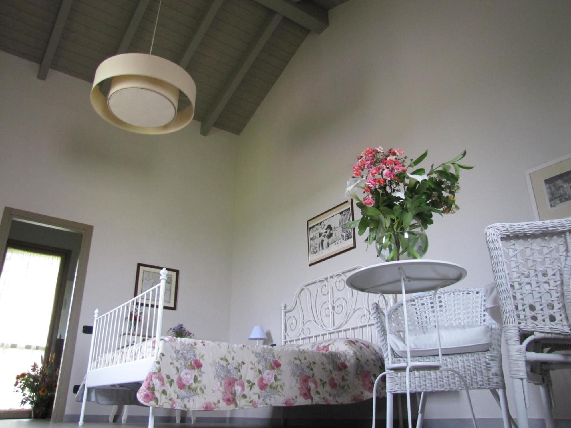 Agriturismo Bassanine Monticelli dʼOngina Δωμάτιο φωτογραφία
