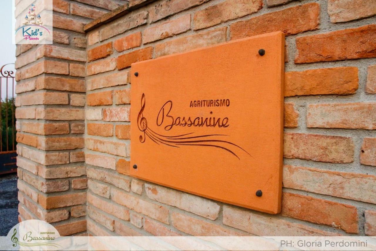 Agriturismo Bassanine Monticelli dʼOngina Εξωτερικό φωτογραφία